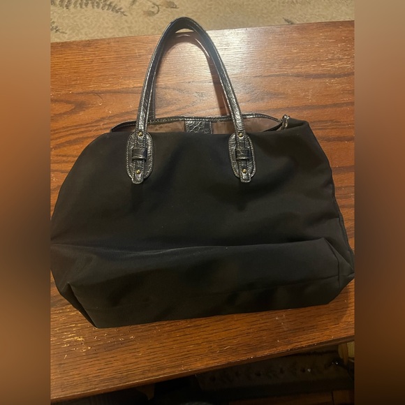 Tommy Hilfiger purse - Picture 2 of 4